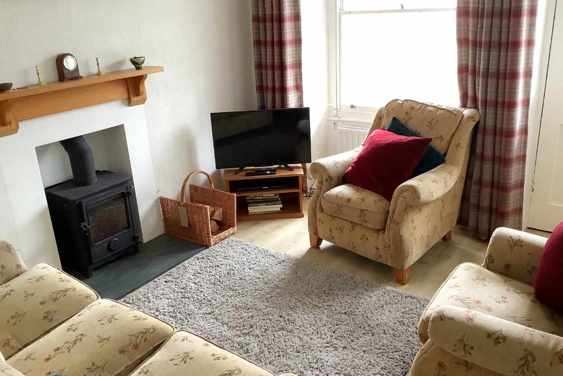 holly_howe_front_room@2x